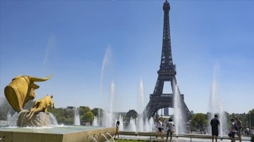 Fransa'da bu yıl kavurucu yaz sıcakları nedeniyle 2 bin 816 kişi öldü