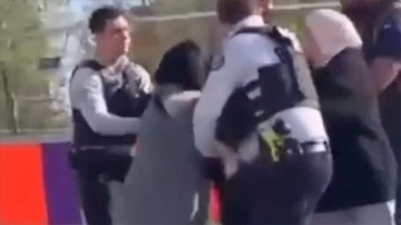 Fransa'da savcılık, yol ortasında başörtülü iki kadını darbeden polislere soruşturma açtı