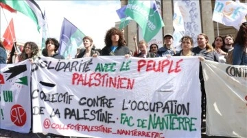 Fransız öğrenciler, kampüslerde Filistin'e destek eylemlerine yönelik baskıyı protesto etti