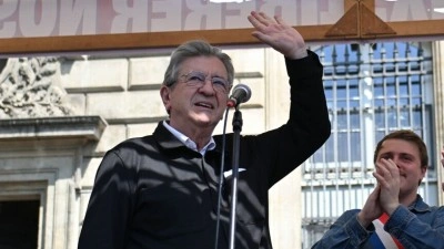 Fransız siyaset&ccedil;i Melenchon, 2027 cumhurbaşkanı se&ccedil;iminde partisi LFI'nin adayı olduğunu a&ccedil;ıkladı