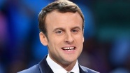 Fransız siyasetçilerden ikinci turda Macron'a destek