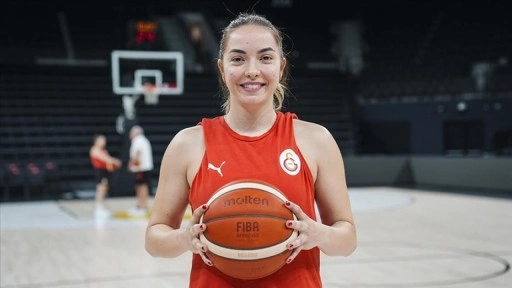 Galatasaray Çağdaş Faktoring oyuncusu Sehernaz Çidal'ın hedefi bu sezon kupa kazanmak