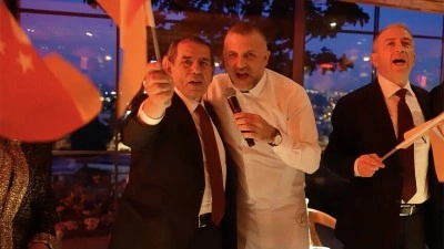 Galatasaray camiası, &uuml;st &uuml;ste 4. şampiyonluğunu 1905 GSYİAD'da kutladı