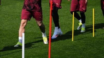 Galatasaray'da Alanyaspor ma&ccedil;ının kamp kadrosu a&ccedil;ıklandı