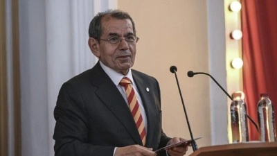 Galatasaray'da başkan Dursun &Ouml;zbek g&uuml;ven tazeledi
