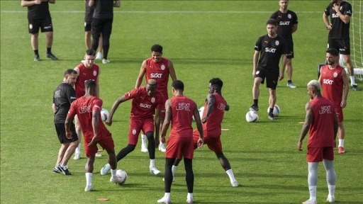Galatasaray'da Şampiyonlar Ligi için "güçlü kadro" çalışmaları