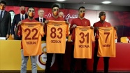 Galatasaray'da yeni transferler için imza töreni yapıldı