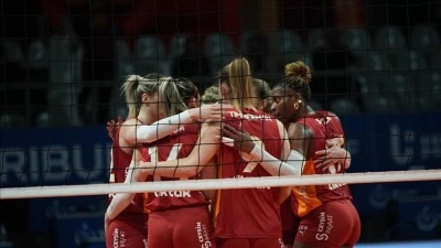 Galatasaray Daikin Kadın Voleybol Takımı, CEV Kupası'nda finale y&uuml;kseldi
