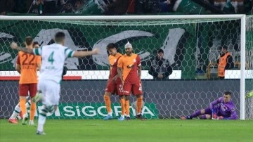 Galatasaray deplasmanda puan kaybetti