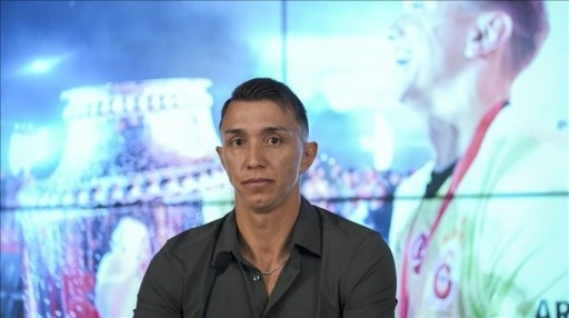 Galatasaray'ın efsane kalecisi Muslera, sarı-kırmızılı kulübe veda etti