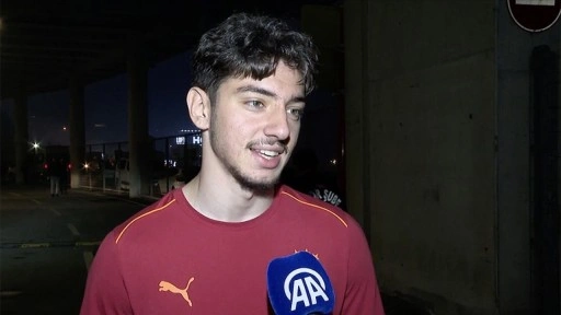 Galatasaray'ın genç kalecisi Jankat Yılmaz, Muslera ile çalıştığı için şanslı hissediyor