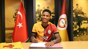 Galatasaray, Ismail Jakobs transferini a&ccedil;ıkladı