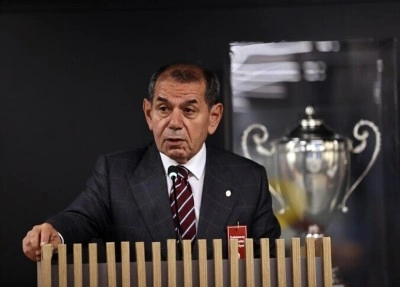 Galatasaray Kul&uuml;b&uuml; Başkanı Dursun &Ouml;zbek'ten yeni sezonda şampiyonluk mesajı