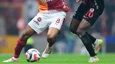 Galatasaray, S&uuml;per Lig'de yarın Gen&ccedil;lerbirliği'ne konuk olacak