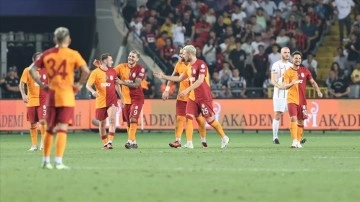 Galatasaray tarihindeki yabancı futbolcu sayısı 198'e çıktı