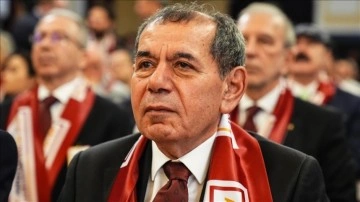 Galatasaray'da Dursun &Ouml;zbek yeniden başkan se&ccedil;ildi