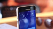 Samsung Galaxy A9 Pro, çıkarılabilir pille geliyor