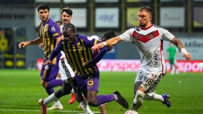 Gaziantep FK, konuk olduğu Ey&uuml;pspor'u yendi