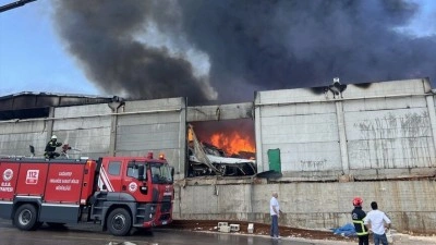 Gaziantep'te tekstil fabrikasında yangın &ccedil;ıktı