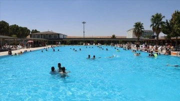 Gaziantep ve Şanlıurfa'da sıcak hava etkisini sürdürüyor