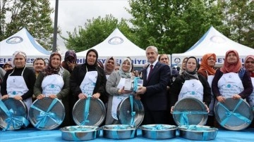 Gaziantepli kadınlar coğrafi işaretli 'yağlı köfte'yi yapmak için zamanla yarıştı