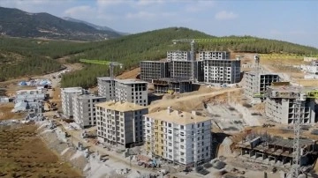 Gaziantep'te 24 bin 977 afet konutu ve köy evinin yapımı hızla sürüyor