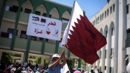 Gazze'de Katar hayır kurumlarına destek gösterisi