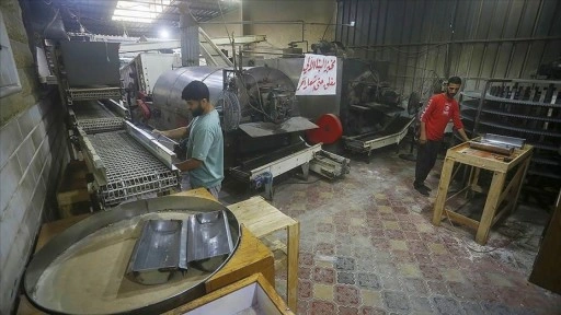 Gazze'de, kısıtlı miktardaki unun tükenmesiyle ekmek üretimi yeniden durdu