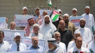 Gazze&#039;deki alimler İsrail&#039;in Rahmet Kapısı Mescidi&#039;ni kapatma kararını protesto etti