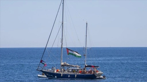 Gazze için Özgürlük Filosu'nun yeni gemisi İtalya'dan hareket etti