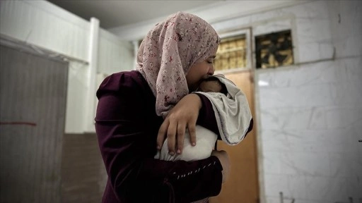 Gazze Şeridi'nde 2 aylık Rasil bebek yetersiz beslenme nedeniyle hayatını kaybetti