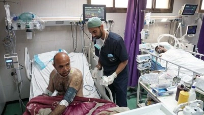 Gazze Şeridi'ndeki Nasır Hastanesi'nde yaşanan elektrik kesintileri hastaların hayatını te