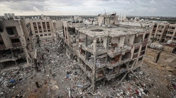 Gazze'deki hükümet: İsrail, Gazze Şeridi'ndeki evlerin yüzde 60'ından fazlasını yıktı