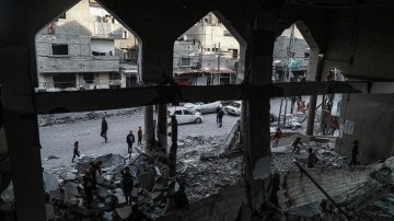 Gazze'deki hükümet, İsrail'in Refah'ta işlediği katliamdan uluslararası toplumu sorum