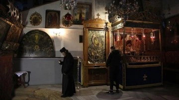 Gazze'deki Katolik Hristiyanlar 'buruk' geçirdikleri Noel ayininde barış için dua etti