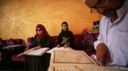 Gazzeli görme engelli hafız kız kardeşlerin başarısı yoksul ailelerine gurur yaşatıyor