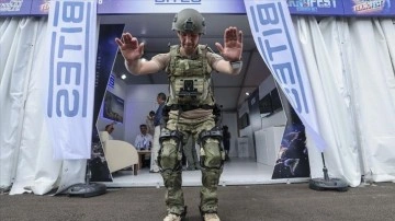 "Geleceğin askeri" yeni milli teknolojilerle donatıldı