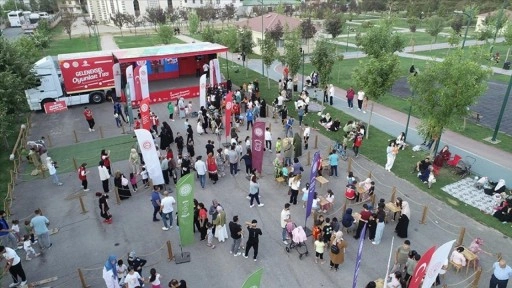 Geleneksel Oyunlar Tırı, Muş'ta çocuklarla buluştu