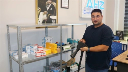 Genç girişimci porselen sektörüne yönelik makineleri Kütahya'da yerli imkanlarla imal ediyor