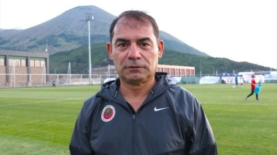Gen&ccedil;lerbirliği'nde Metin Diyadin "4-5 transfer" istedi