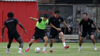 Gen&ccedil;lerbirliği, sezona ilk 10 hedefiyle girecek