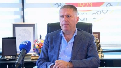Gen&ccedil;lerbirliği transfer yasağını kaldırmak i&ccedil;in "&uuml;&ccedil;l&uuml; mekanizma" kurdu