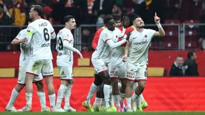 Gen&ccedil;lerbirliği, T&uuml;rkiye Kupası'nda 18 yıllık final &ouml;zlemini sonlandırma peşinde