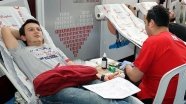 Gençlerden kan bağışına 'düellolu' destek
