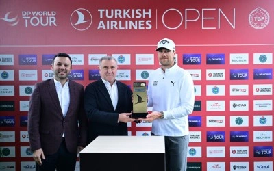 Gen&ccedil;lik ve Spor Bakanı Bak: &Uuml;lkemiz yine g&uuml;venli liman olup pek &ccedil;ok organizasyonu ger&ccedil;ekleştirme yet