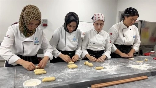 Gıda zehirlenmelerini önlemenin yolu hijyen ve pişirme yönteminden geçiyor