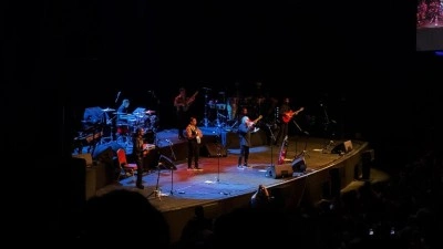 Gipsy Kings by Andre Reyes, 'Viva El Arte' turnesi kapsamında İstanbul'da sahne aldı