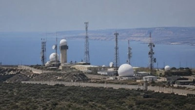 GKRY'de halk, İngiliz &uuml;ss&uuml;ne askeri haberleşme anteni yerleştirilmesine karşı &ccedil;ıkıyor