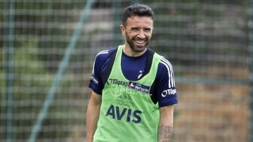 Gökhan Gönül, 38 yaşında futbolu bıraktı
