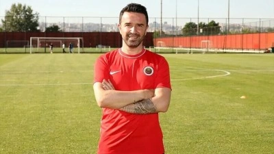 G&ouml;khan G&ouml;n&uuml;l, Gen&ccedil;lerbirliği'nde yardımcı antren&ouml;r oldu